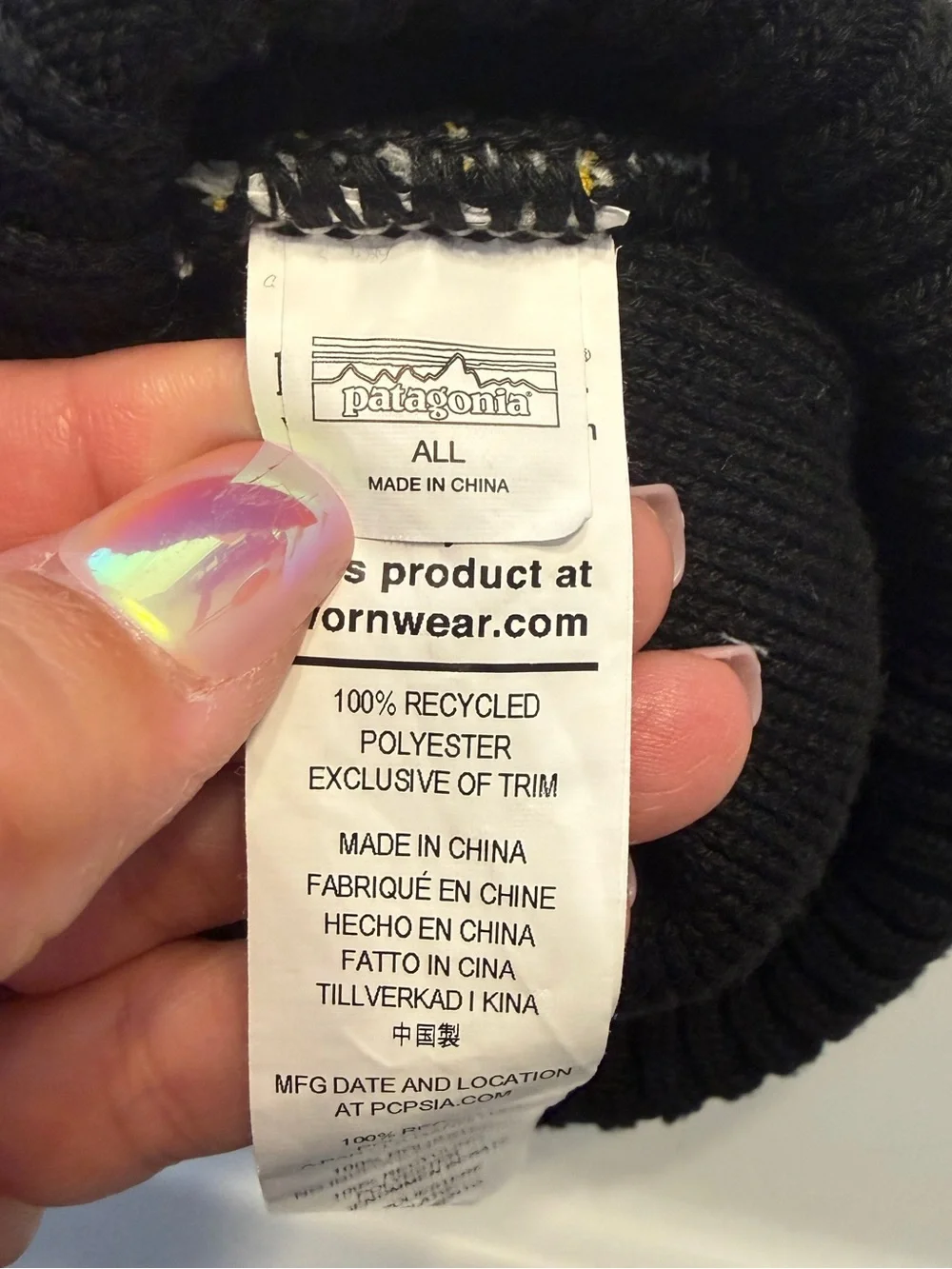 Patagonia Youth Powder Town Pom Beanie Ridge Rose Knit Black